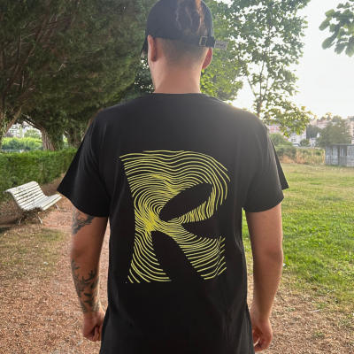 Camiseta R Collection